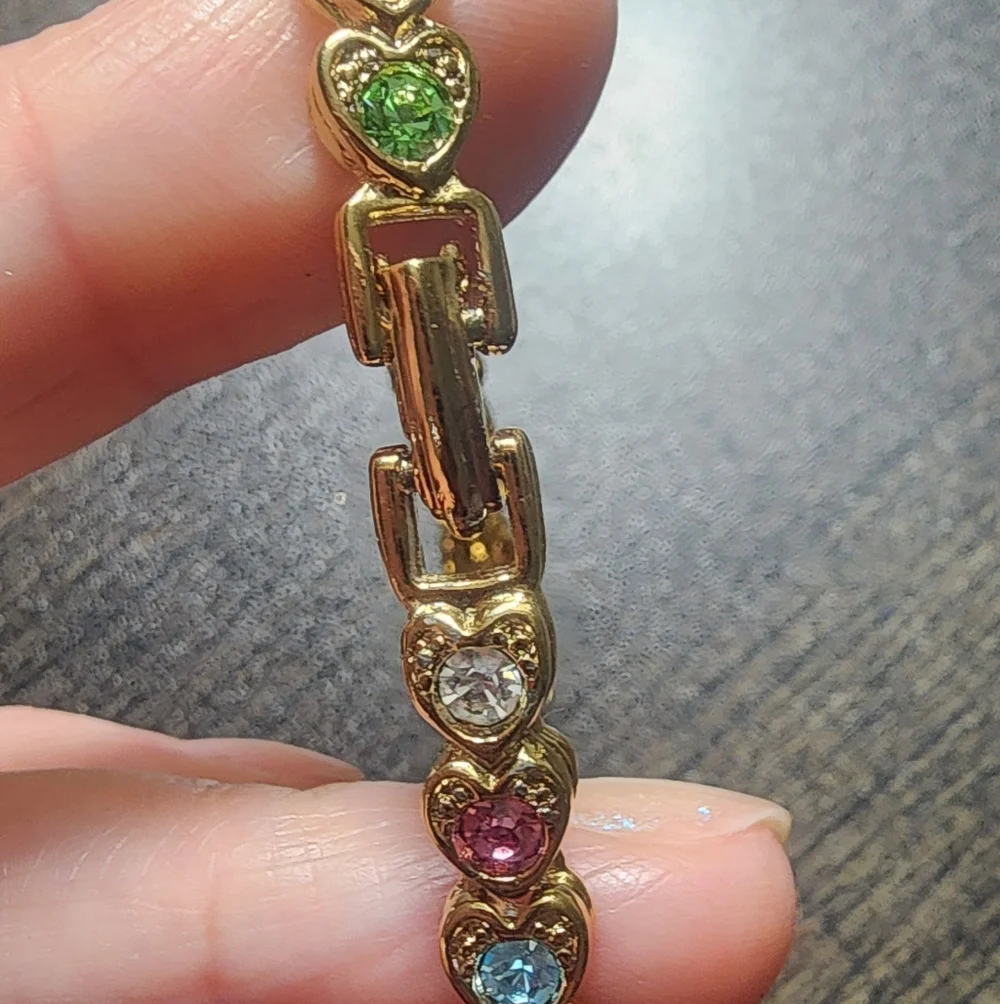 Elegant Gold and Multicolor Beaded Bracelet‎